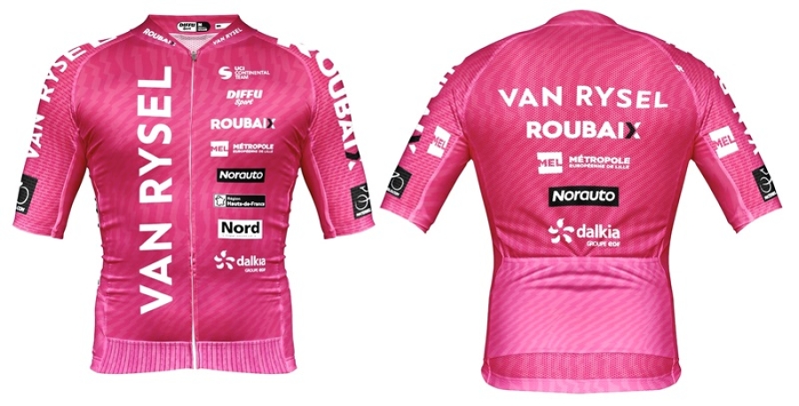 Van Rysel Roubaix Maillot et Velo 2024 VELO OUEST Actu Cyclisme Pays de la Loire Bretagne Velo Ouest